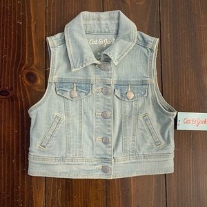 🌵2/$10 - Jean vest size xs (4/5)